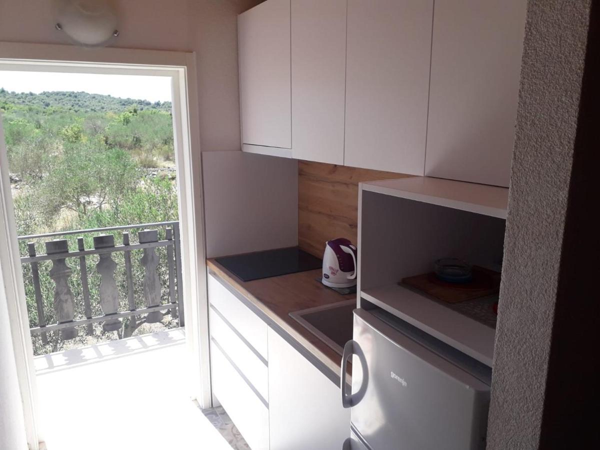 Apartments Carev 1293 Єзера Екстер'єр фото