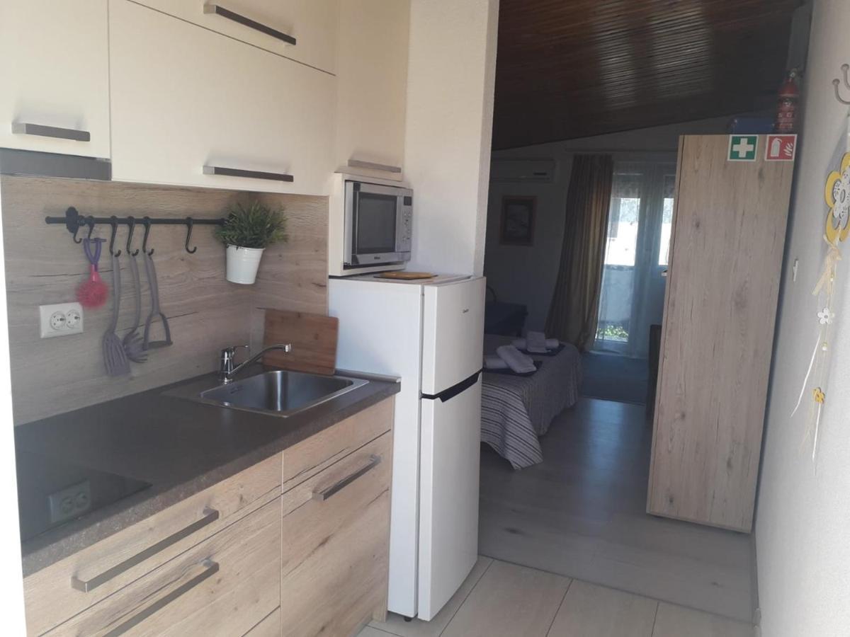 Apartments Carev 1293 Єзера Екстер'єр фото